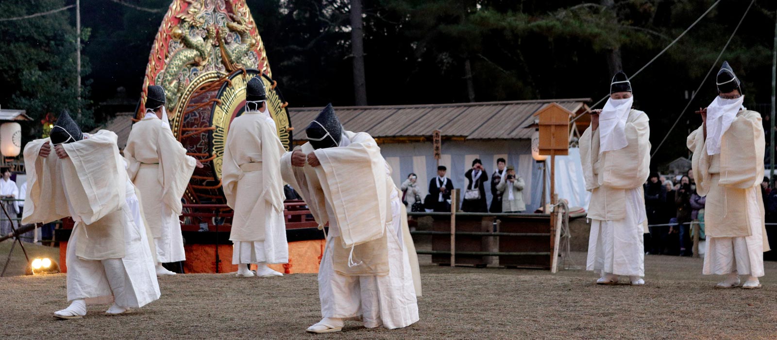 細男(せいのお)：おん祭お旅所祭